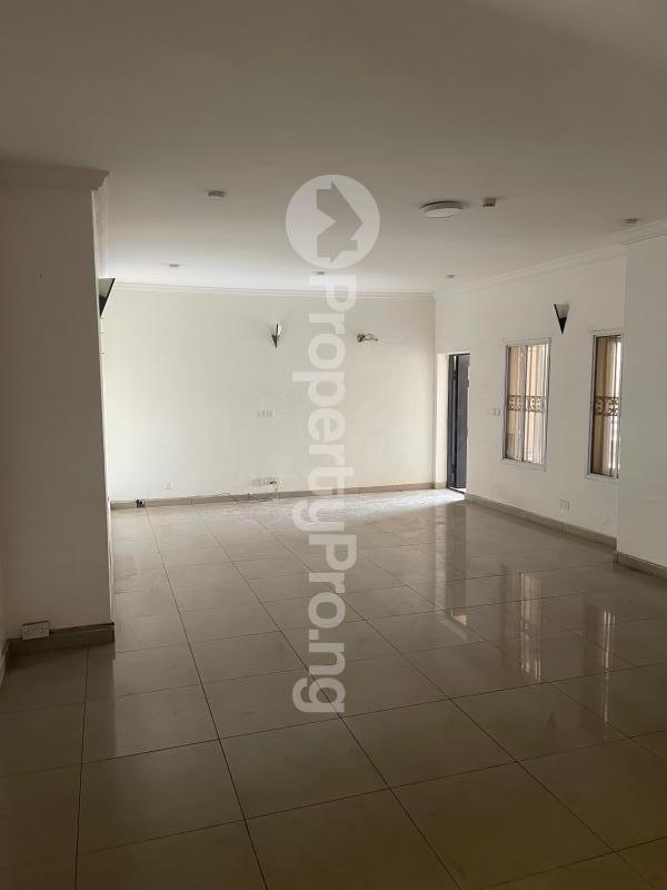 3 bedroom Flat / Apartment for rent Arowojobe Estate Mende Maryland Lagos