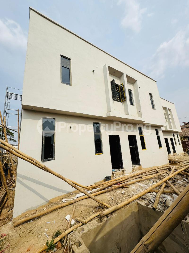 10 bedroom House for sale New Bodija Ibadan Oyo