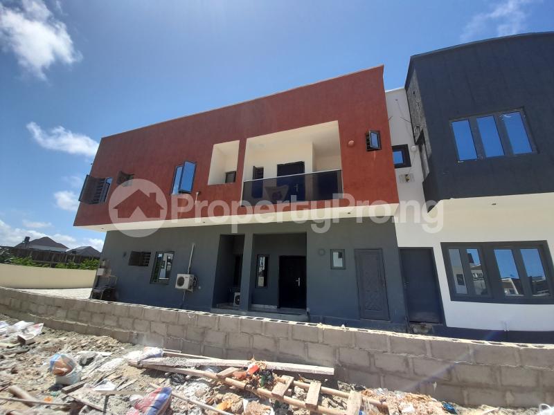 3 bedroom House for sale Orchid Road Lekki Lagos