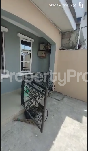 3 bedroom House for rent Abraham Adesanya, Lagos State. Abraham adesanya estate Ajah Lagos