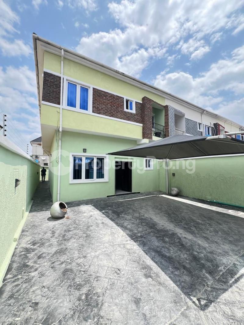 3 bedroom House for sale  Osapa london Lekki Lagos