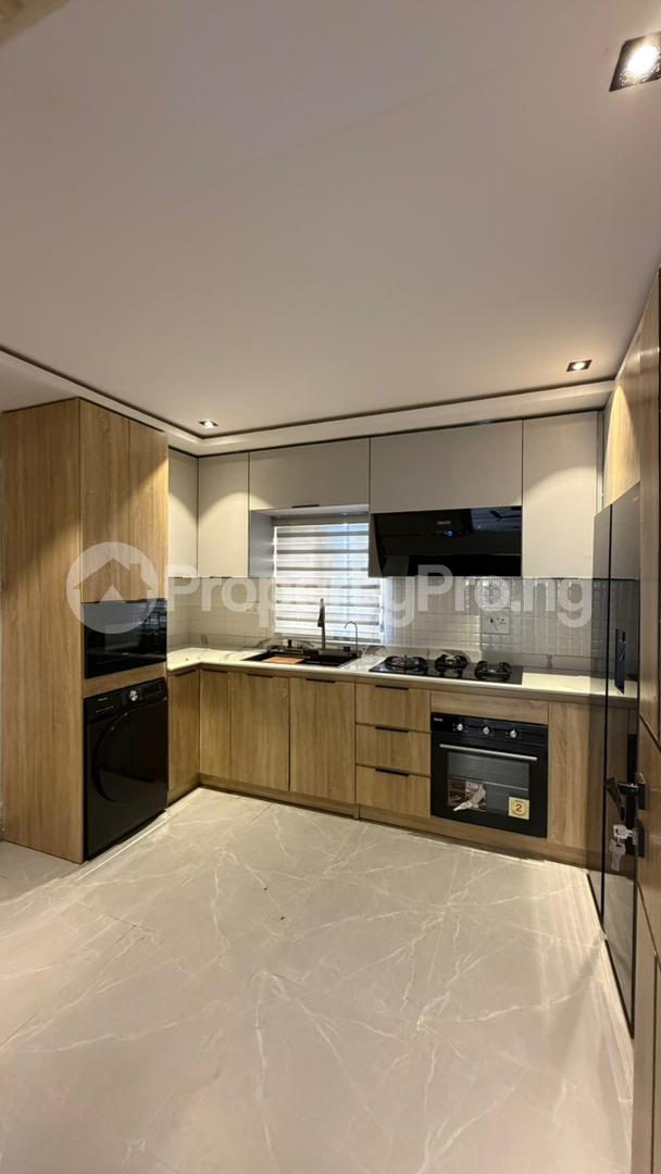 3 bedroom Flat / Apartment for shortlet Ikolaba Gra Akobo Ibadan Oyo