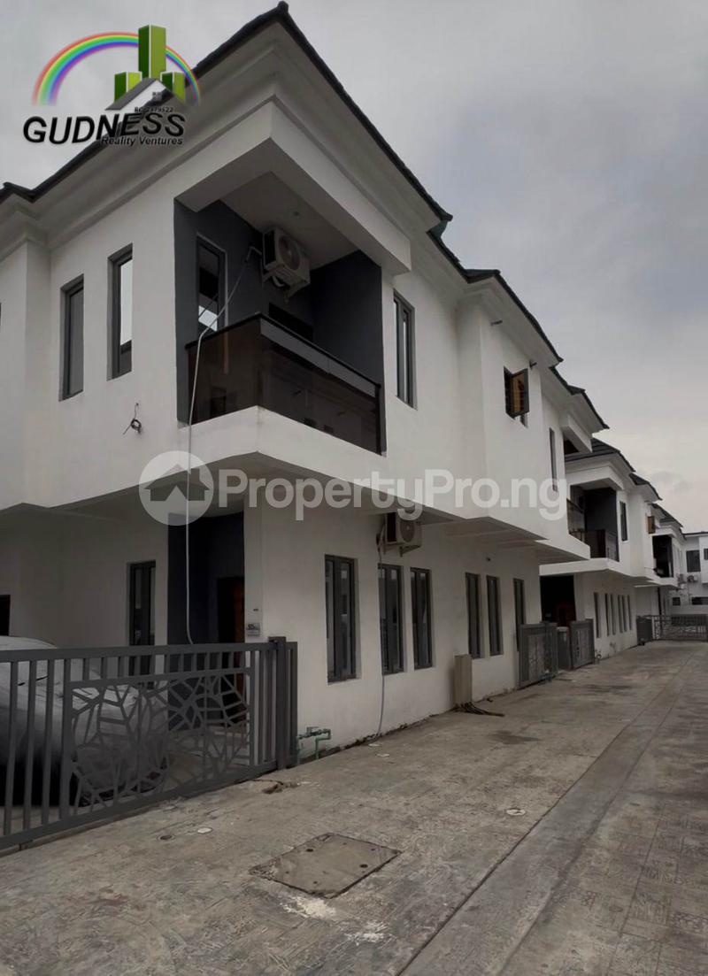 3 bedroom House for rent Harris Drive Lekki Lagos