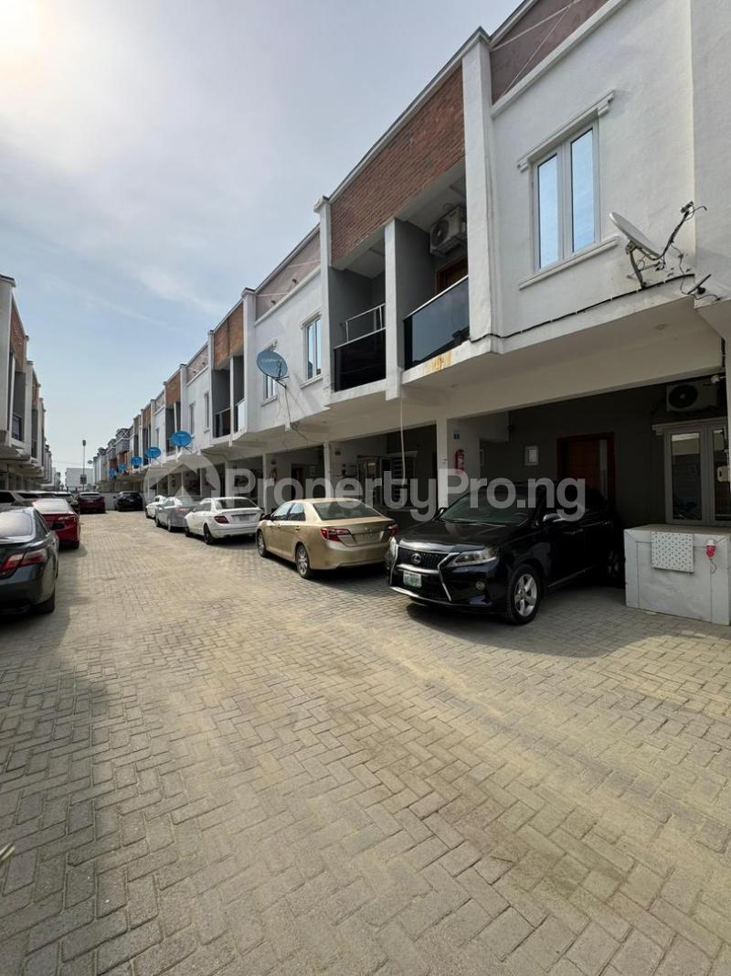 3 bedroom House for rent Ikota Lekki Lagos