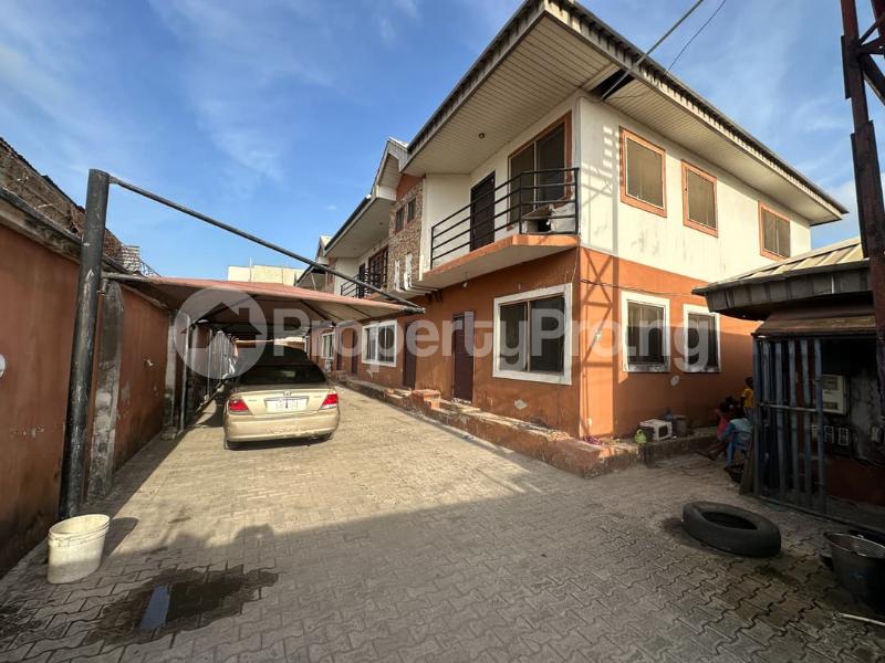 3 bedroom House for rent Mobil Road Ajah Lagos