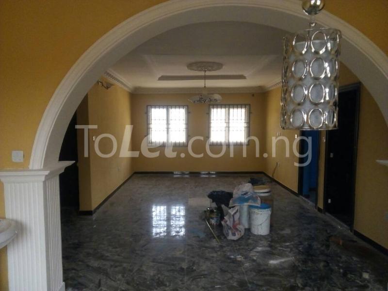 3 bedroom Flat / Apartment for rent   Magboro Obafemi Owode Ogun