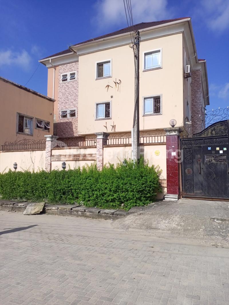 3 bedroom Flat / Apartment for rent Close To Skymall, Sangotedo Ajah Lagos