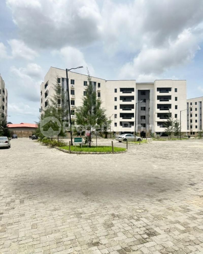 3 bedroom Flat / Apartment for sale Surulere Lagos