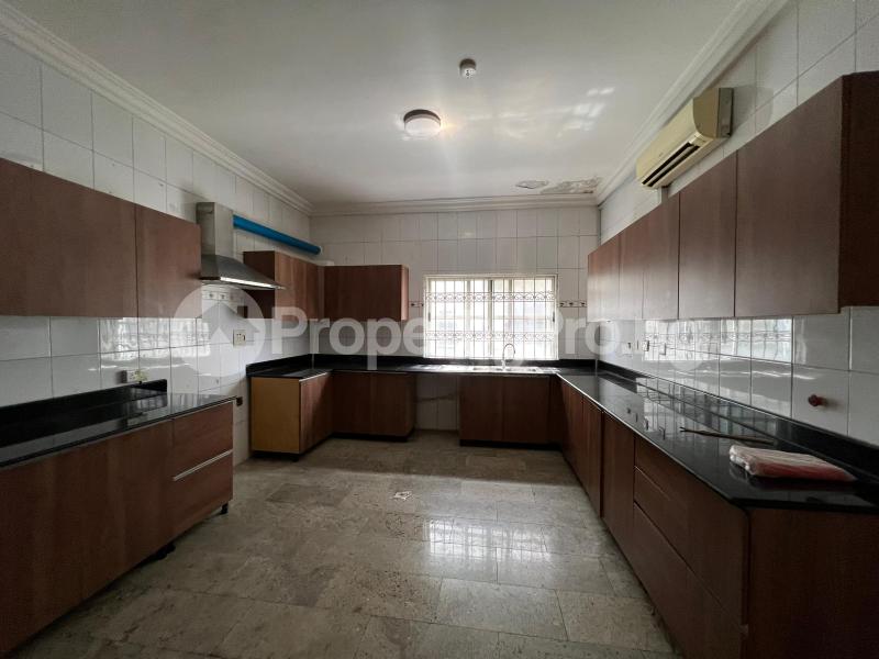 3 bedroom Flat / Apartment for sale Parkview Estate Ikoyi Lagos