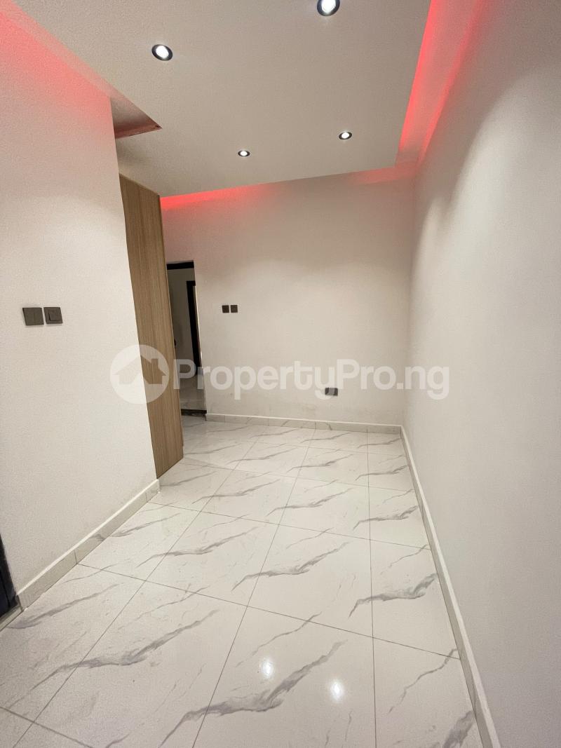 3 bedroom Flat / Apartment for sale Ifako-gbagada Gbagada Lagos