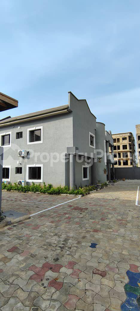 Flat / Apartment for rent Admiralty Road Lekki Lagos