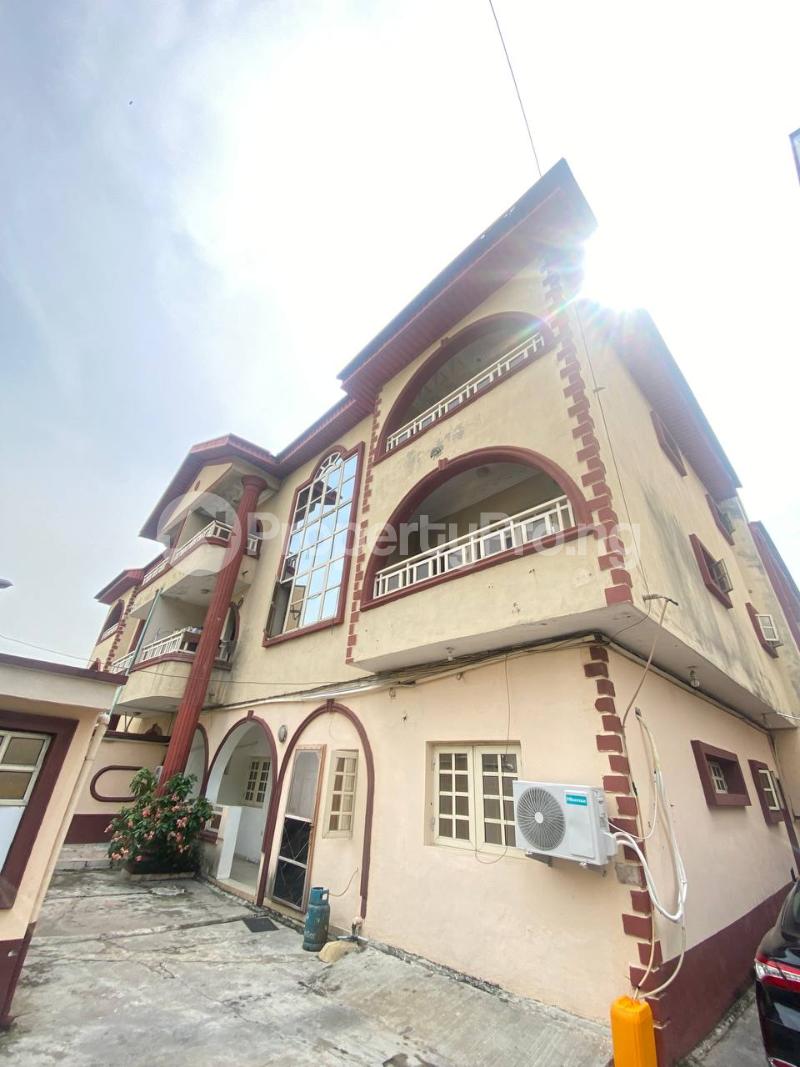 3 bedroom Flat / Apartment for rent Lekki Phase 1 Lekki Lagos