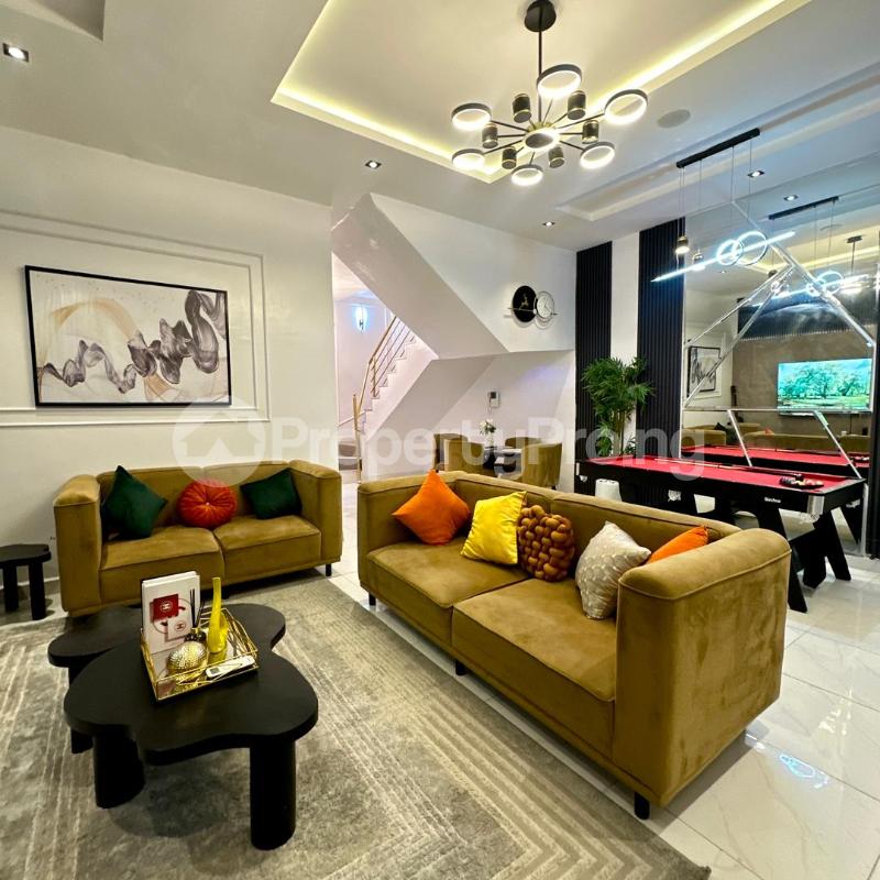 3 bedroom Flat / Apartment for shortlet Ologolo Lekki Lagos