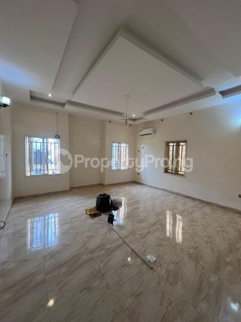 3 bedroom Flat / Apartment for rent Gilmore Jahi Abuja