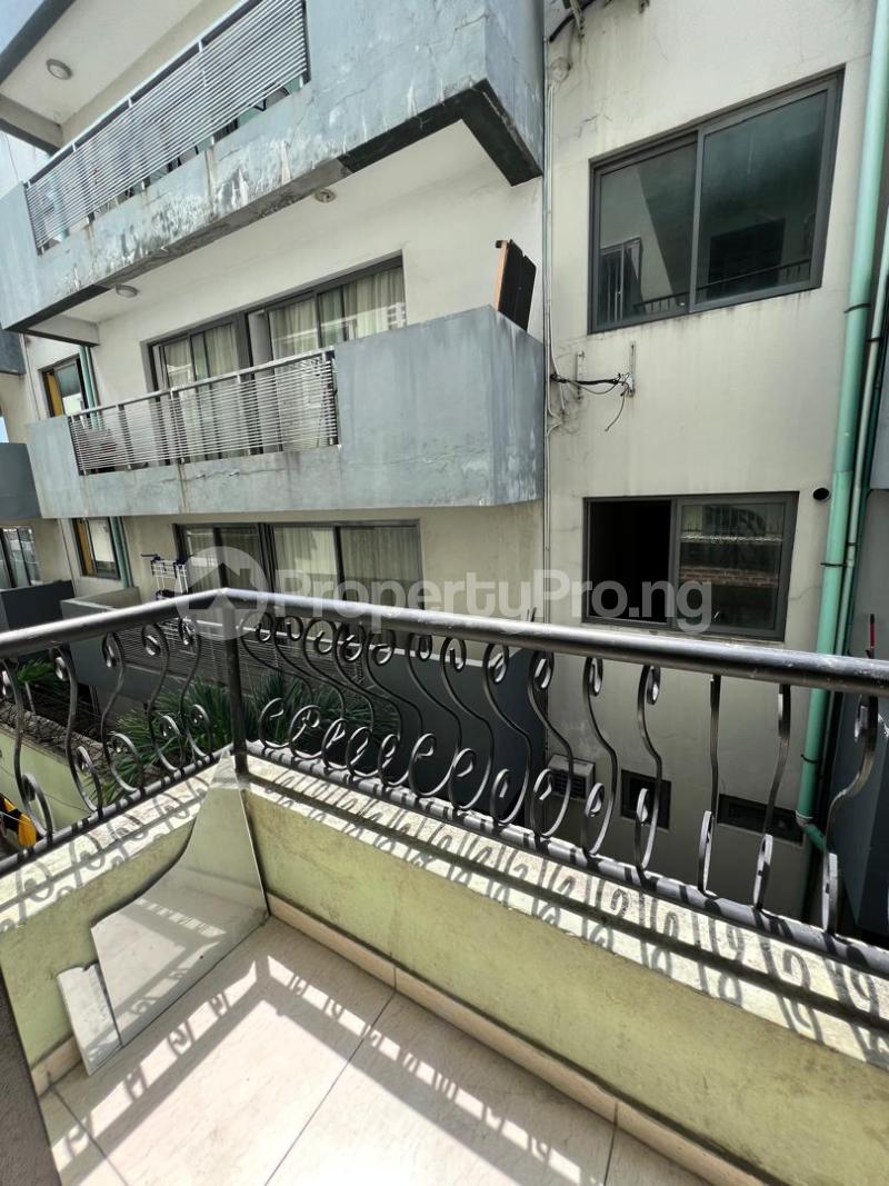 3 bedroom Flat / Apartment for rent Ikate Lekki Lagos