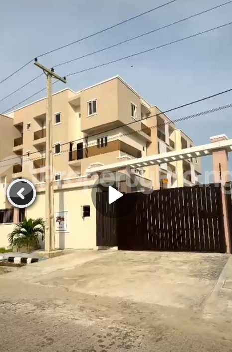 Flat / Apartment for sale Olufemi Onanuga Street Behind Emerald Estate Lekki Phase 2 Lekki Lagos