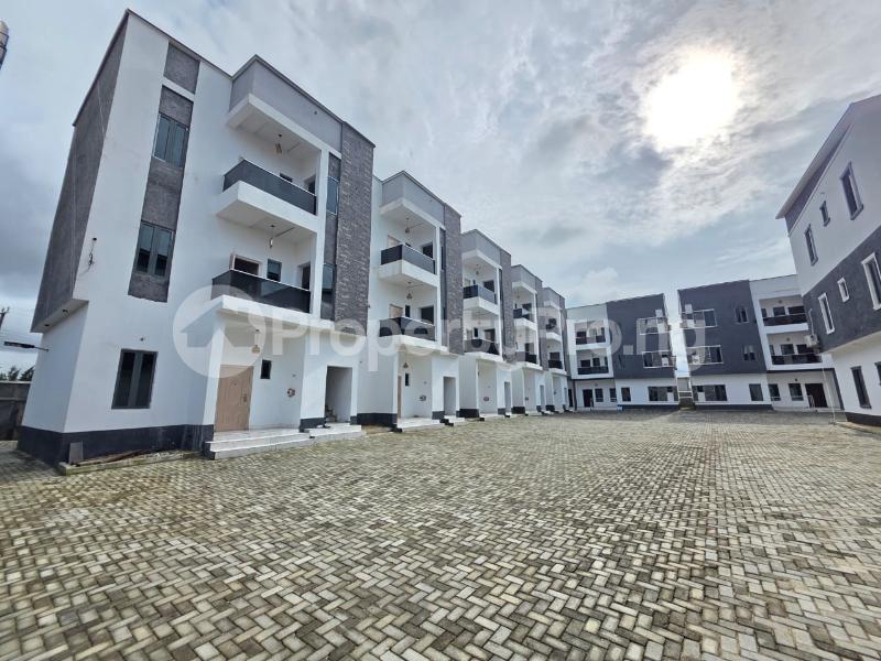 3 bedroom House for sale Mobil Road Lekki Lagos
