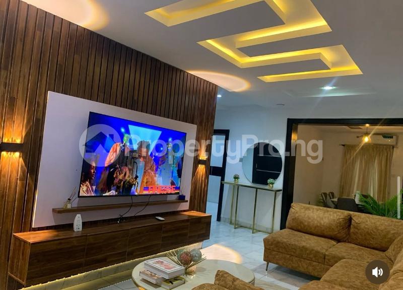 3 bedroom House for shortlet Ajao Estate Airport Road(Ikeja) Ikeja Lagos