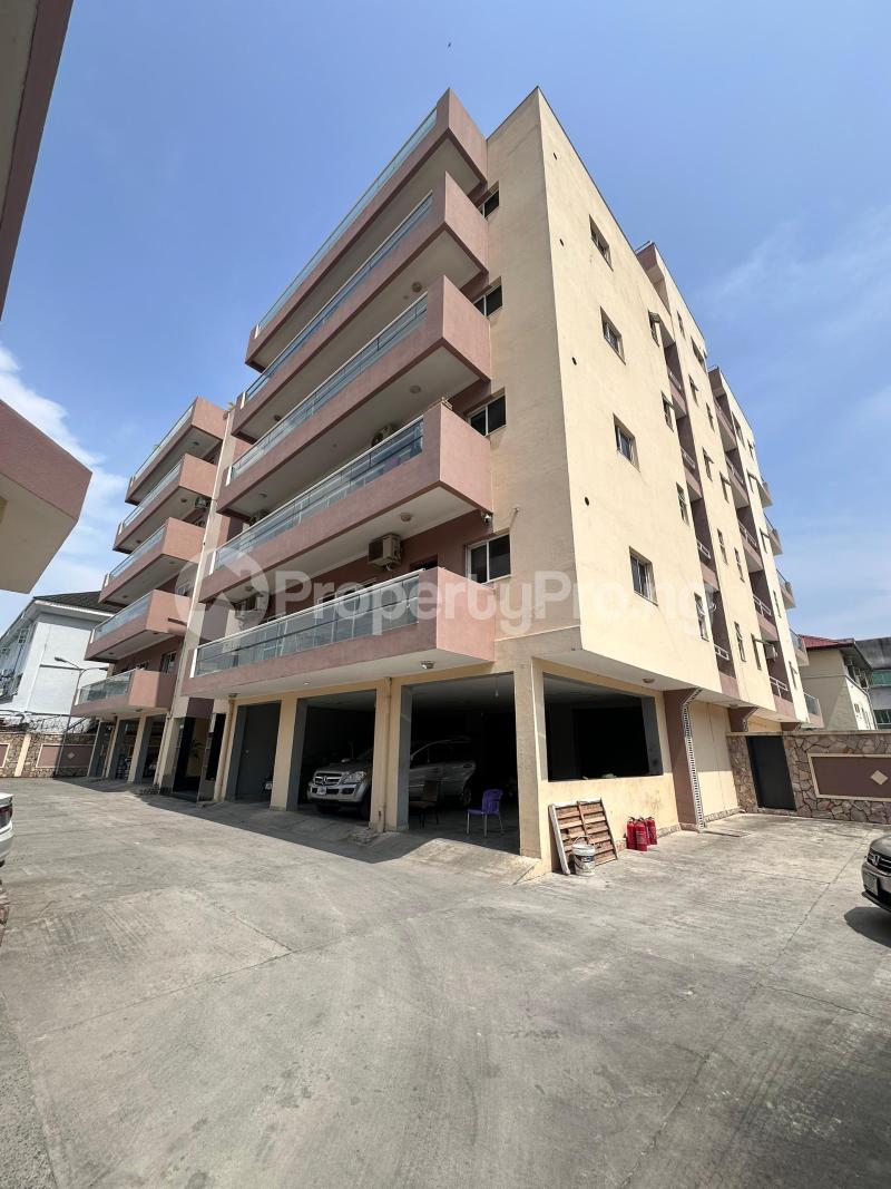 3 bedroom Flat / Apartment for rent ONIRU Victoria Island Lagos