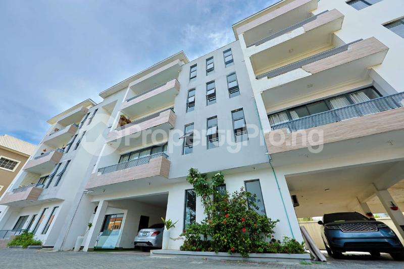 3 bedroom House for shortlet Behind Nicon Estate Ikate Lekki Lagos