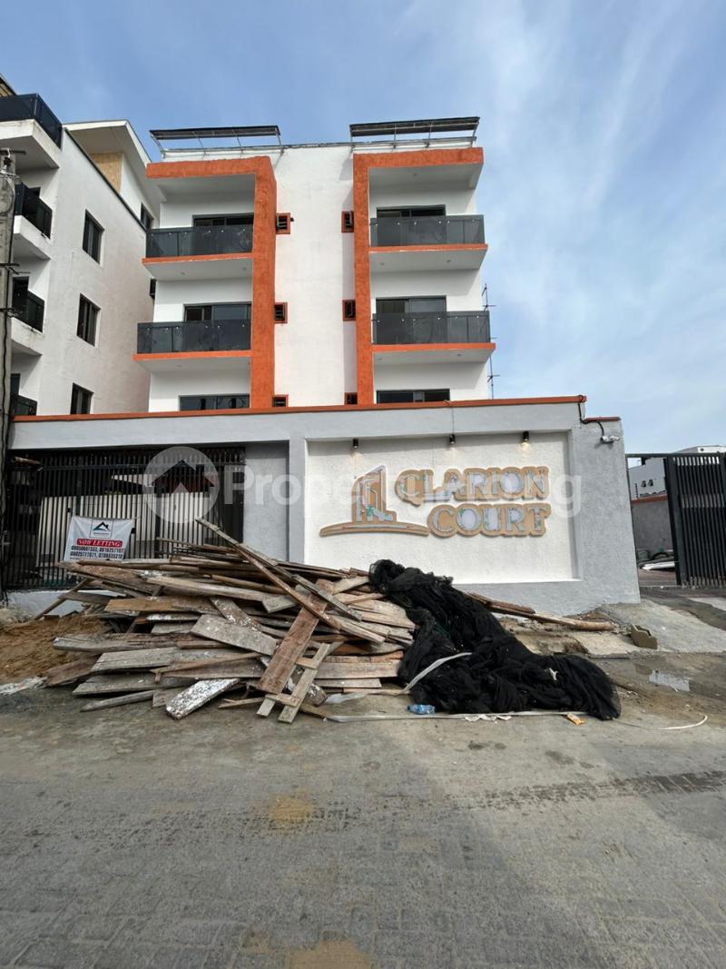 3 bedroom Flat / Apartment for rent Ologolo Lekki Lagos