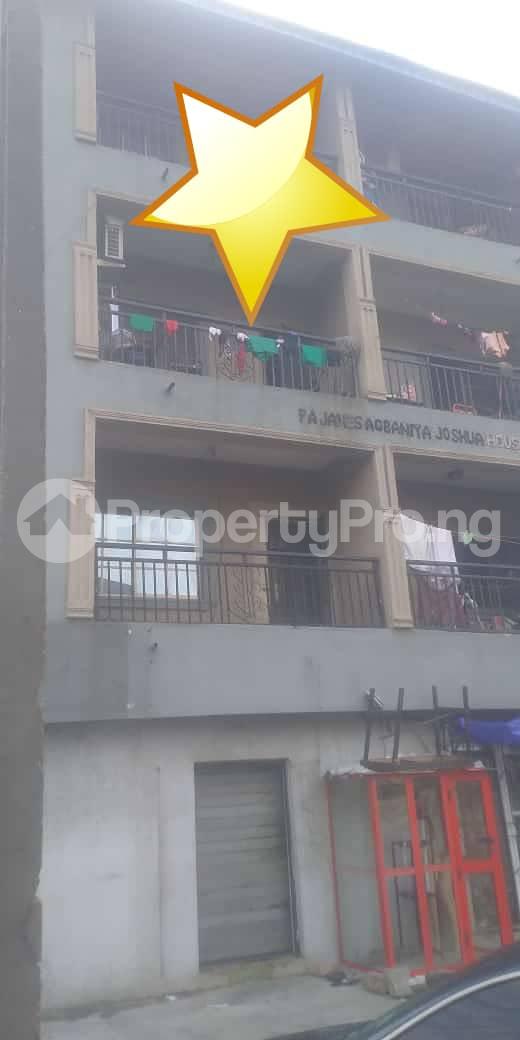 3 bedroom Flat / Apartment for rent Ebute Metta Yaba Lagos