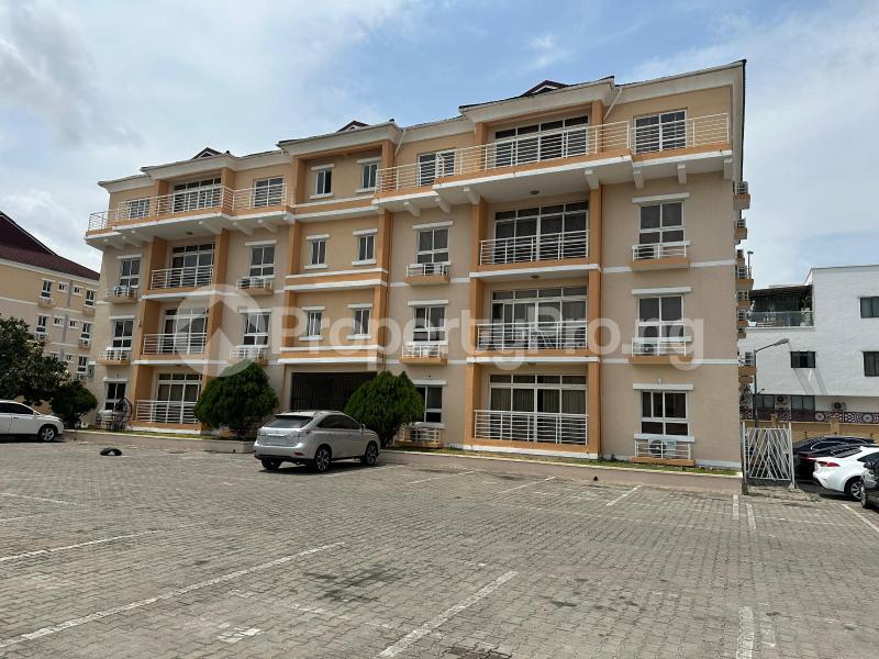 3 bedroom Flat / Apartment for rent Cadogan Estate, Osapa, Jakande Lekki Lagos