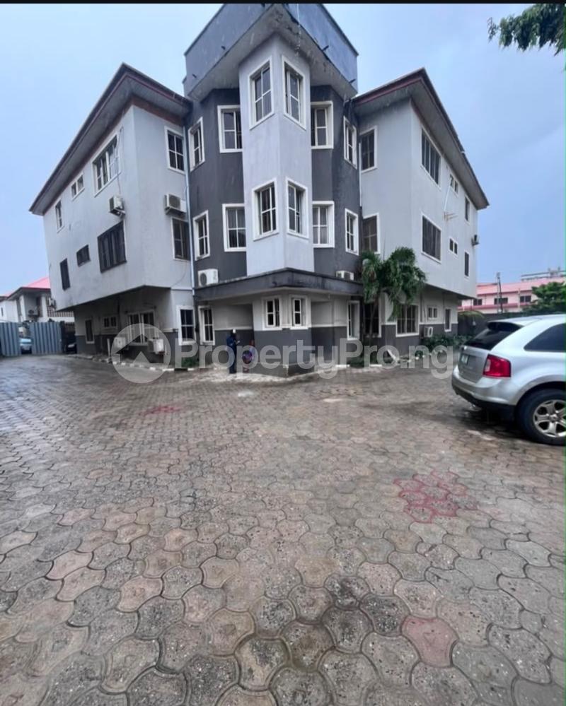 3 bedroom House for sale ONIRU Victoria Island Lagos