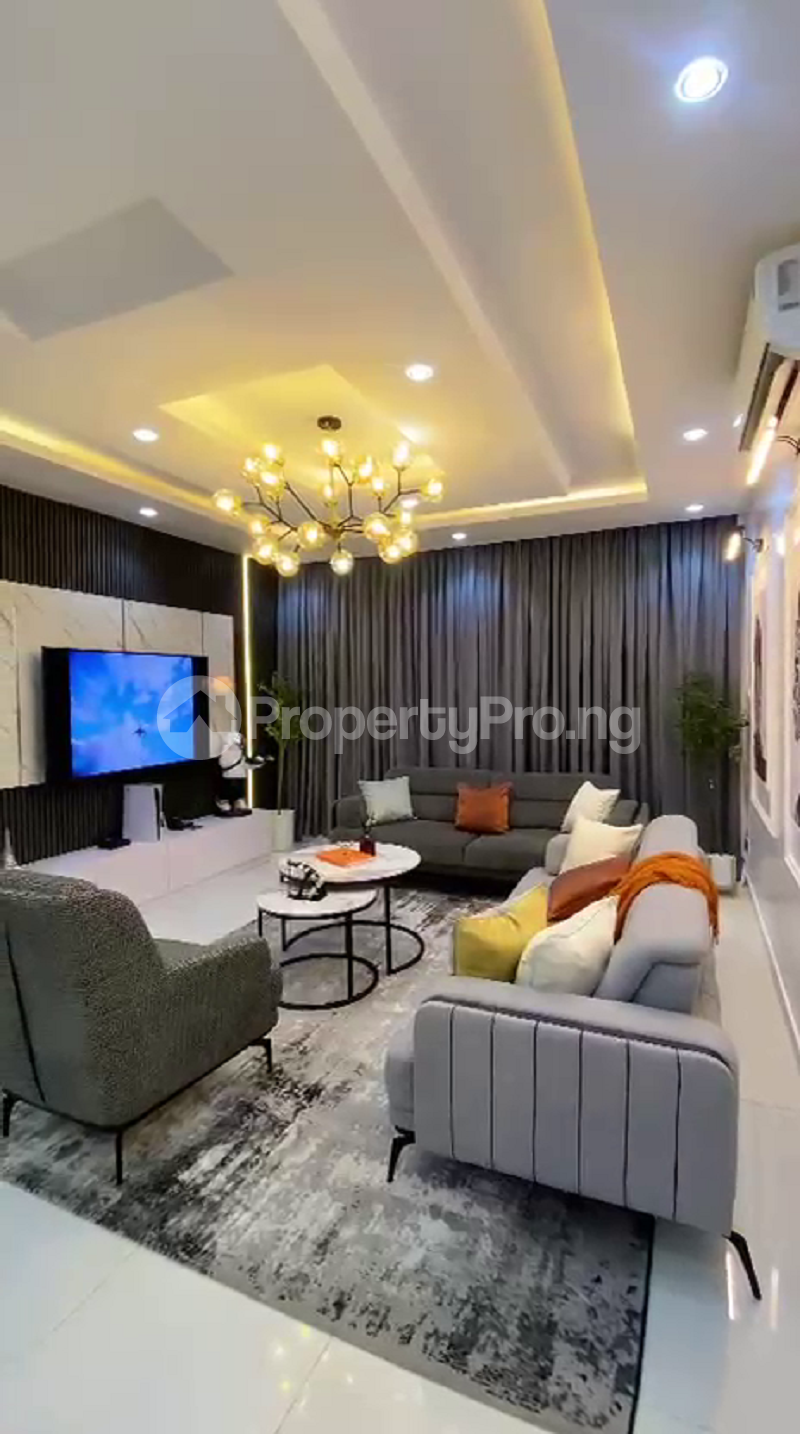 3 bedroom Flat / Apartment for shortlet Osapa london Lekki Lagos