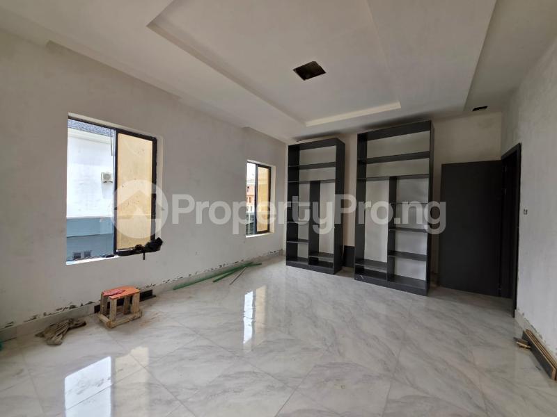 3 bedroom Flat / Apartment for sale ONIRU Victoria Island Lagos