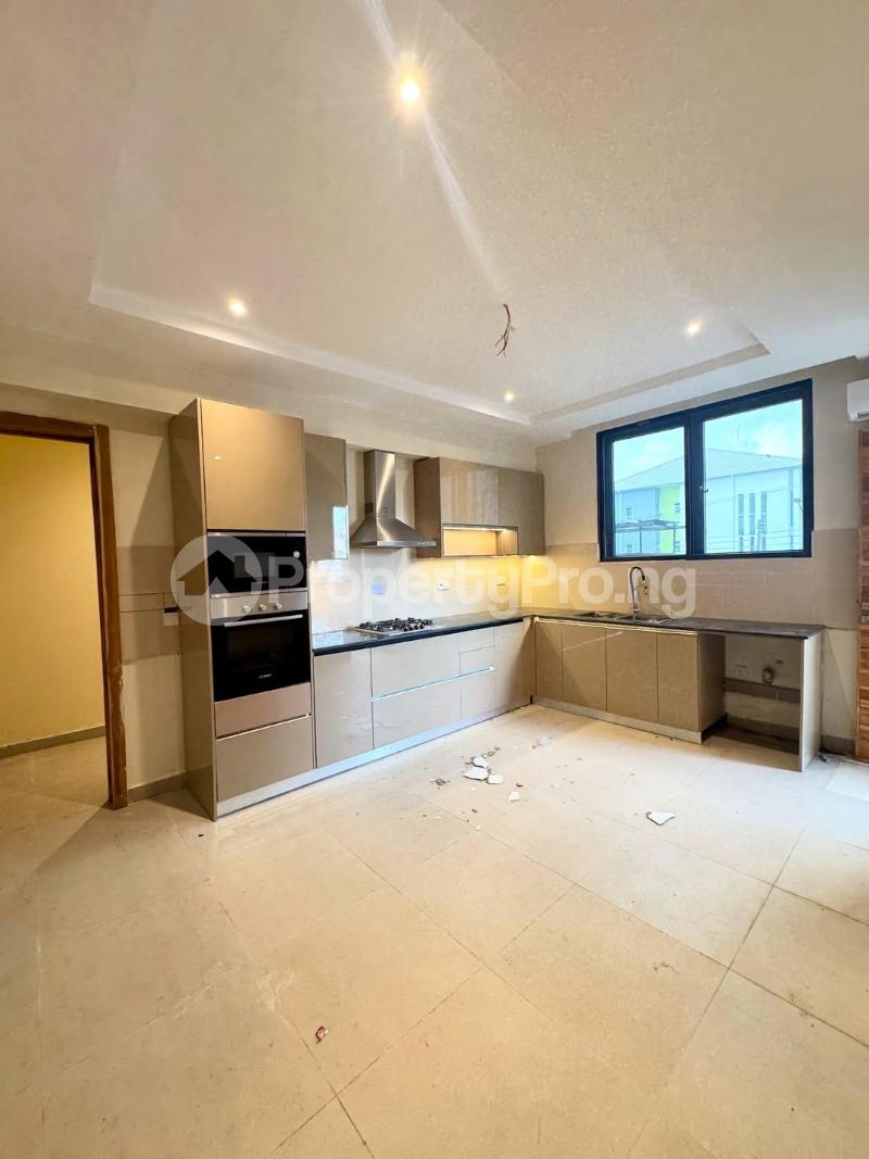 3 bedroom Flat / Apartment for rent Lekki Phase 1 Lekki Lagos