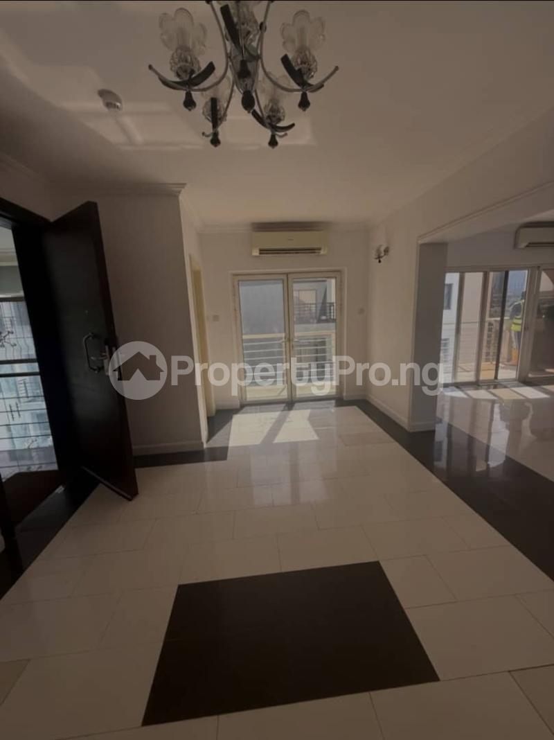 3 bedroom Flat / Apartment for rent Victoria Island Lagos