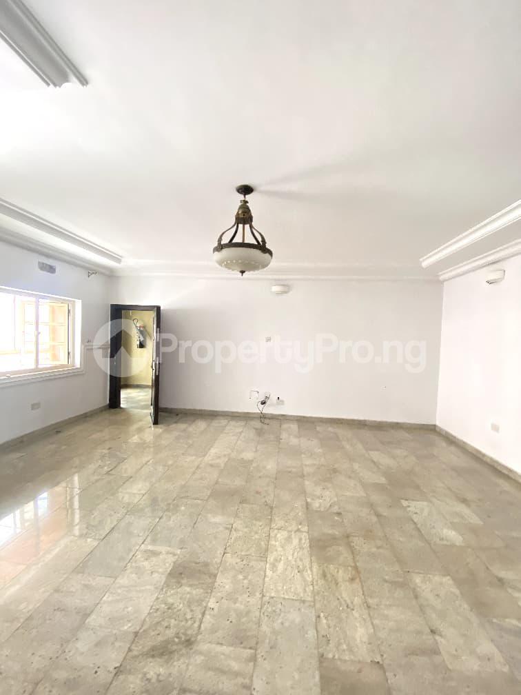 3 bedroom Flat / Apartment for rent Osapa london Lekki Lagos