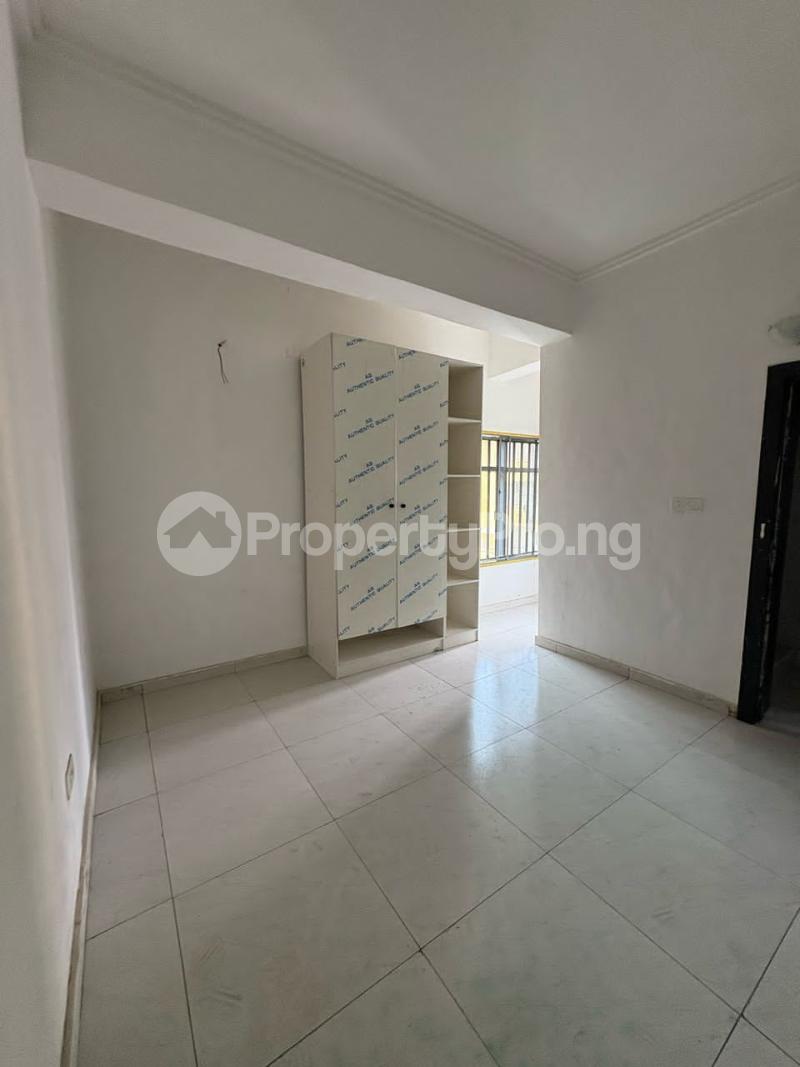 3 bedroom Flat / Apartment for sale Osapa london Lekki Lagos