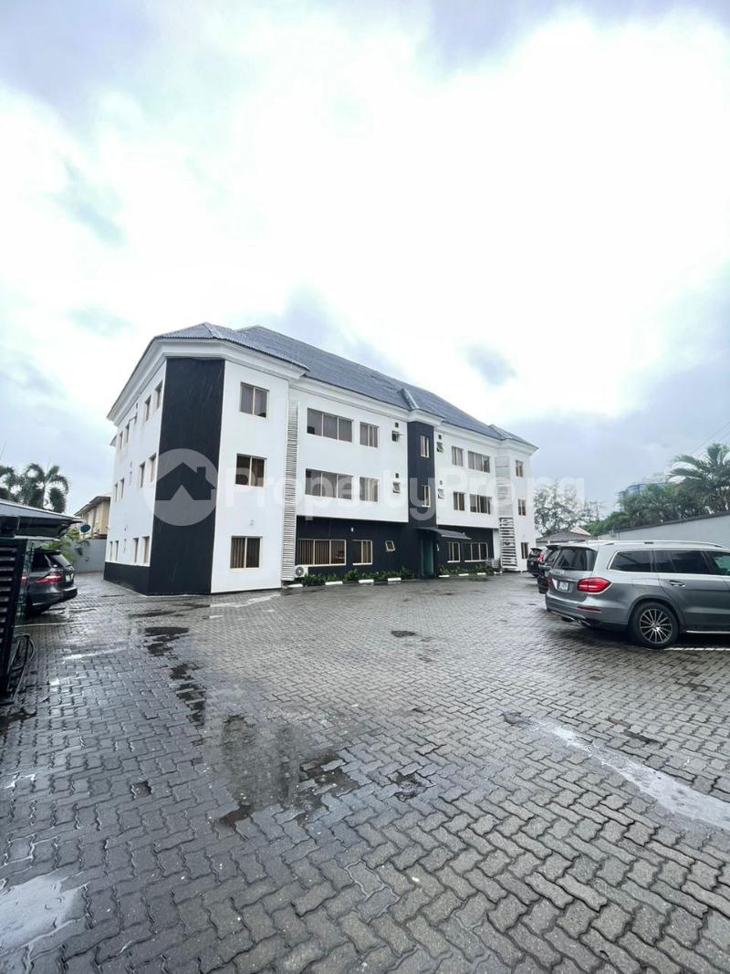 3 bedroom Flat / Apartment for rent Lekki Phase 1 Lekki Lagos