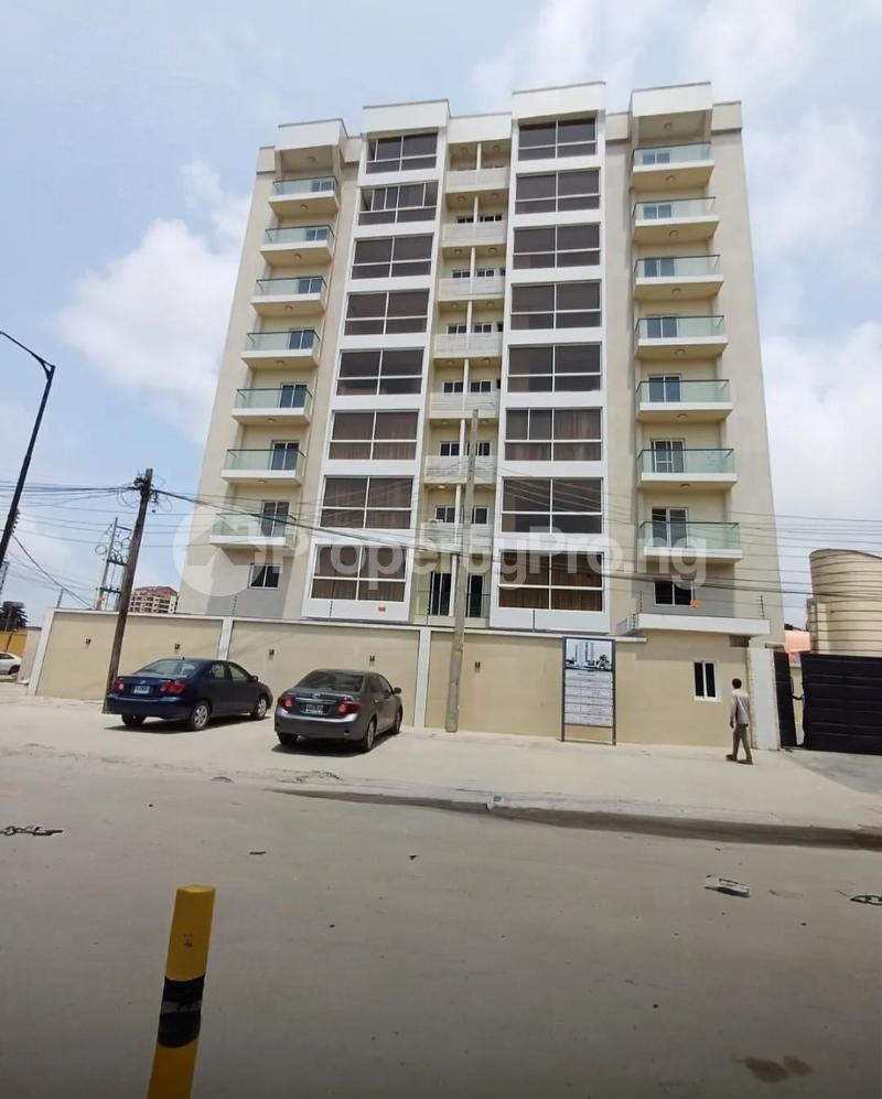 3 bedroom Flat / Apartment for rent Tiamiyu Savage Victoria Island Lagos - 0