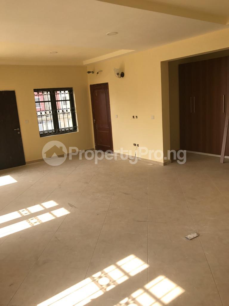 3 bedroom Flat / Apartment for sale ONIRU Victoria Island Lagos