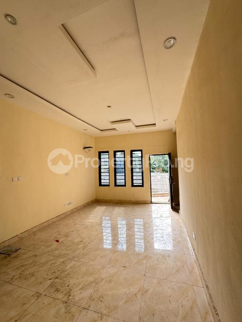 3 bedroom Flat / Apartment for sale Yaba Lagos