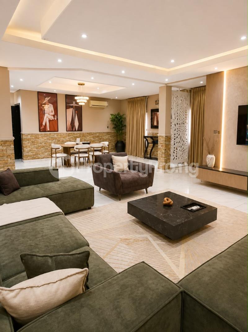 3 bedroom Flat / Apartment for shortlet ONIRU Victoria Island Lagos