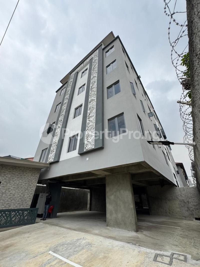 3 bedroom Flat / Apartment for sale Yaba Lagos