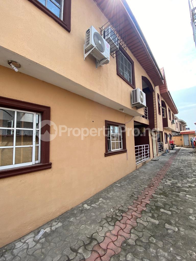 3 bedroom Flat / Apartment for rent Ado Ajah Lagos