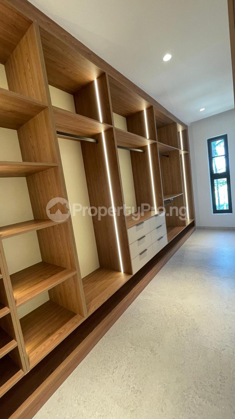 3 bedroom Flat / Apartment for sale Old Ikoyi Ikoyi Lagos