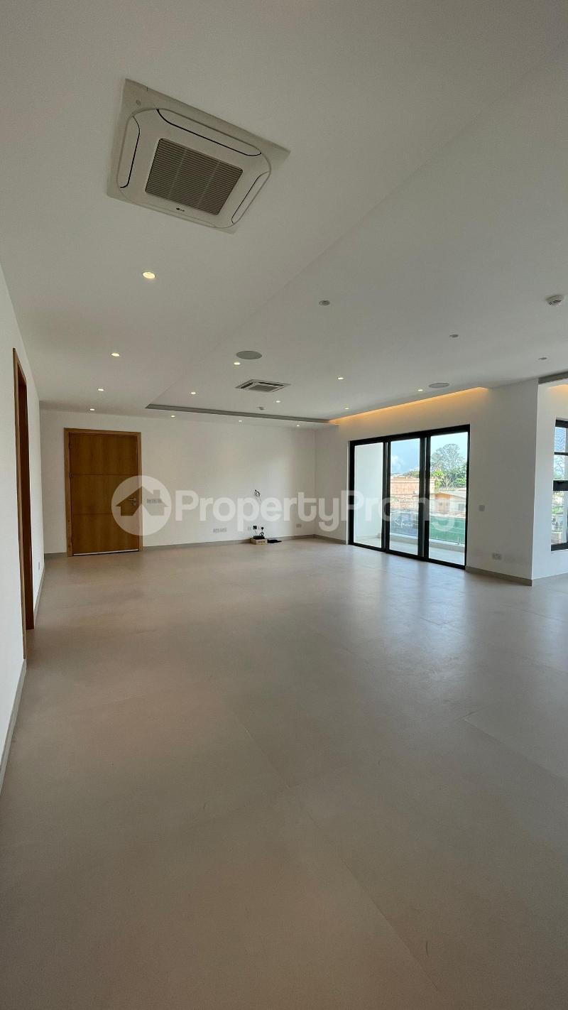 3 bedroom Flat / Apartment for sale Old Ikoyi Ikoyi Lagos