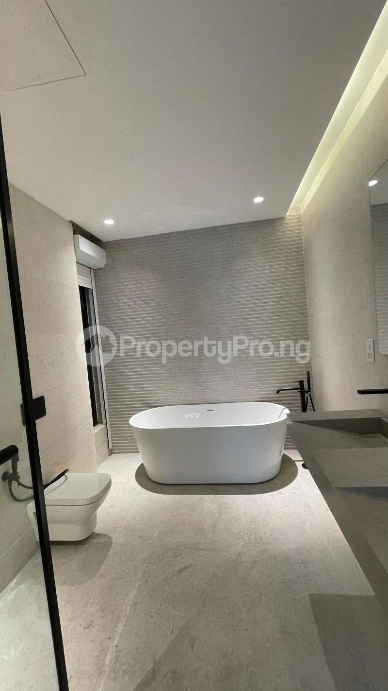 3 bedroom Flat / Apartment for sale Old Ikoyi Ikoyi Lagos