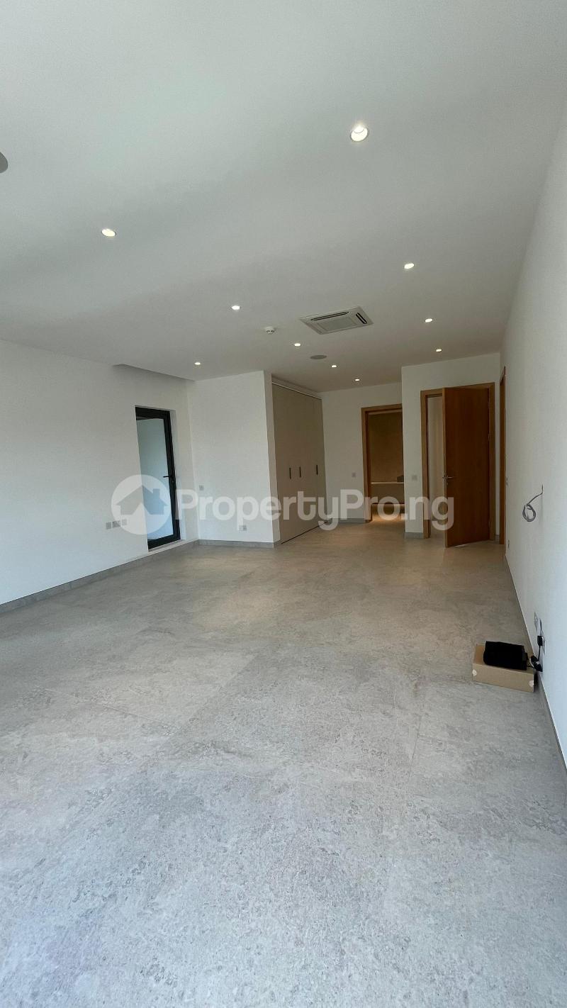 3 bedroom Flat / Apartment for sale Old Ikoyi Ikoyi Lagos