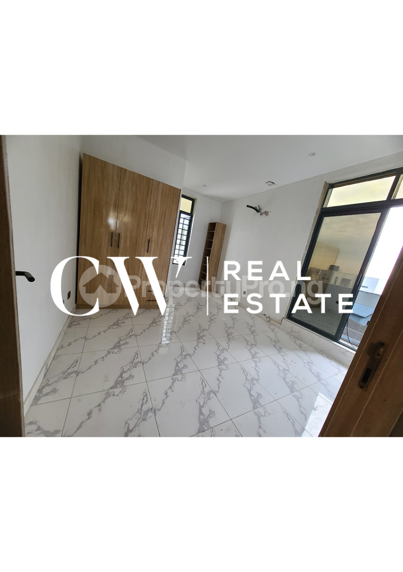 3 bedroom Flat / Apartment for sale chevron Lekki Lagos