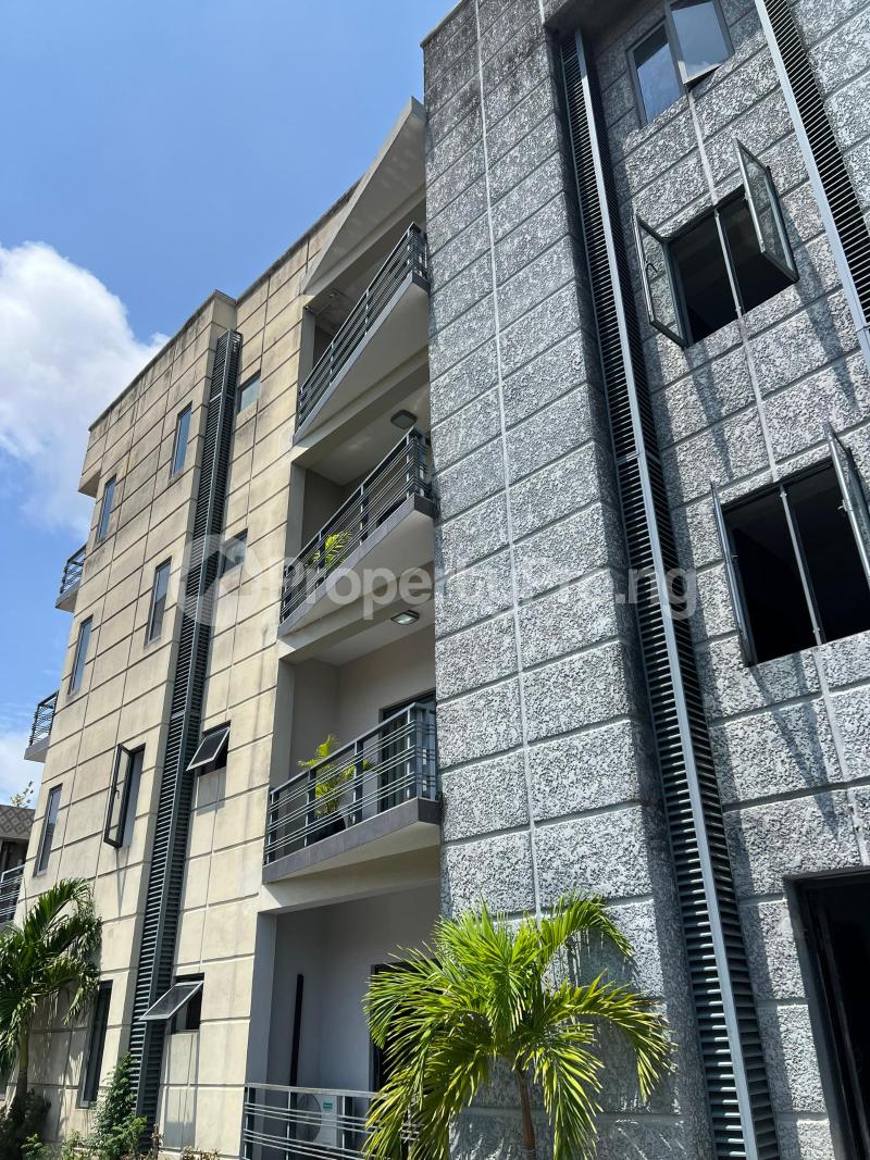 3 bedroom Flat / Apartment for shortlet Vi ONIRU Victoria Island Lagos