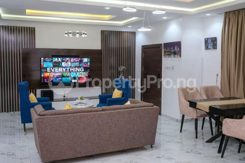 3 bedroom Flat / Apartment for shortlet Ogunlana Surulere Lagos