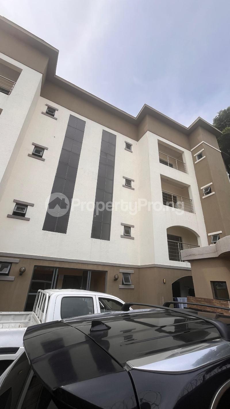 3 bedroom Commercial Property for rent ONIRU Victoria Island Lagos