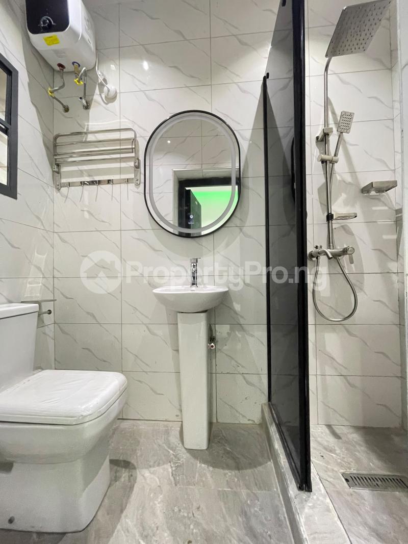 3 bedroom Flat / Apartment for sale Ifako-gbagada Gbagada Lagos